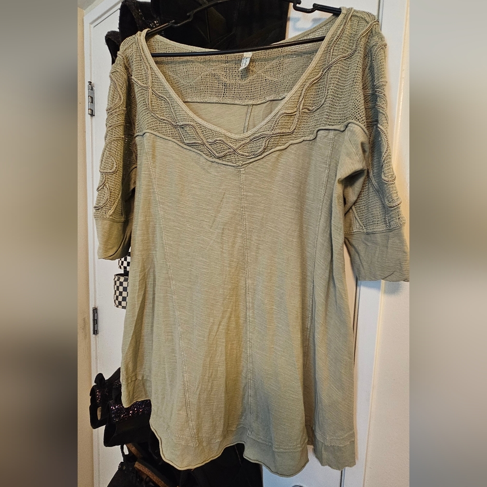 Free People Women's Sage Green  Top - Large - Rare!